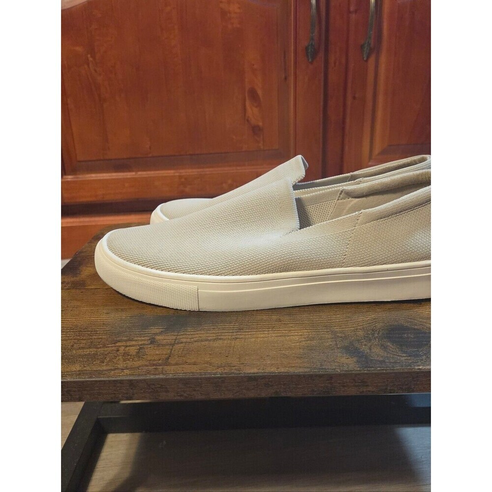 Old Navy Womens Size 9.5 Beige Knit Slip On Sneakers Casual Comfort Shoes - Picture 5 of 5